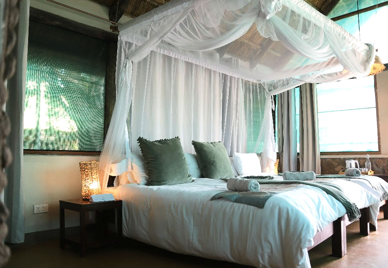 Home 6 Bush Style Chalet Interior 1